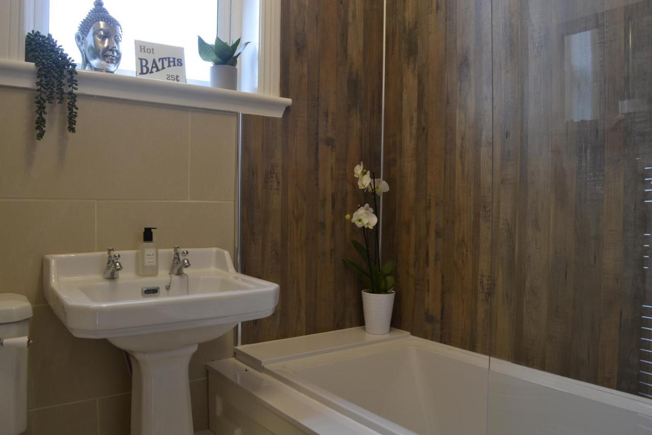 Stunning Period Townhouse With Garden, Walking Distance To Town Villa Dumfries Ngoại thất bức ảnh